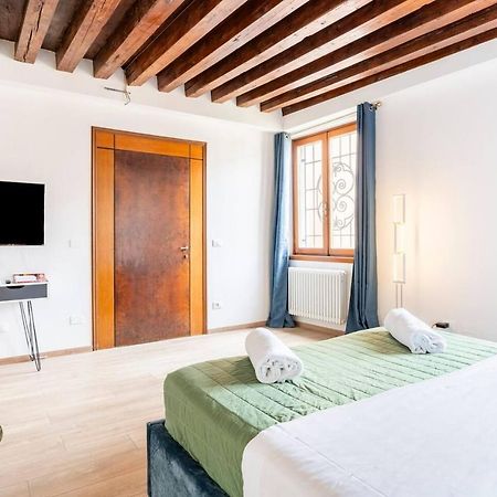 Venice Luxury Suites Екстер'єр фото