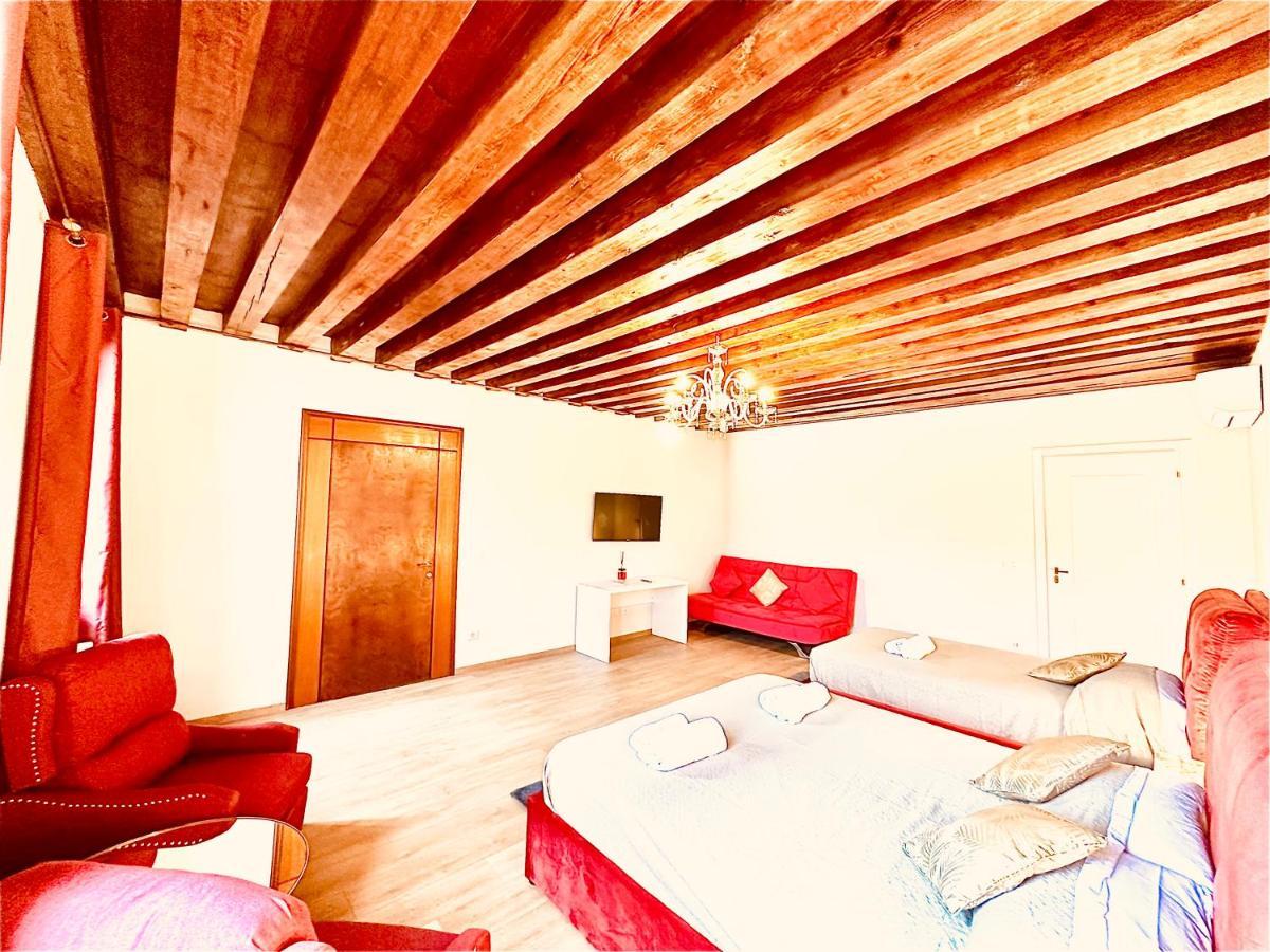 Venice Luxury Suites Екстер'єр фото