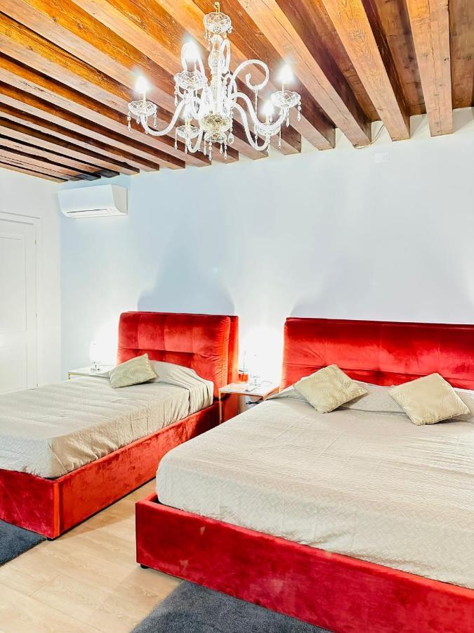 Venice Luxury Suites Екстер'єр фото