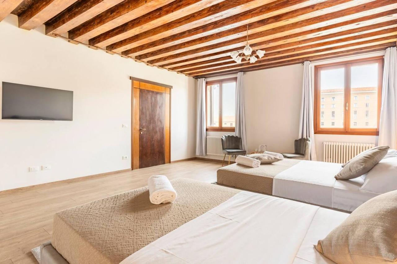 Venice Luxury Suites Екстер'єр фото