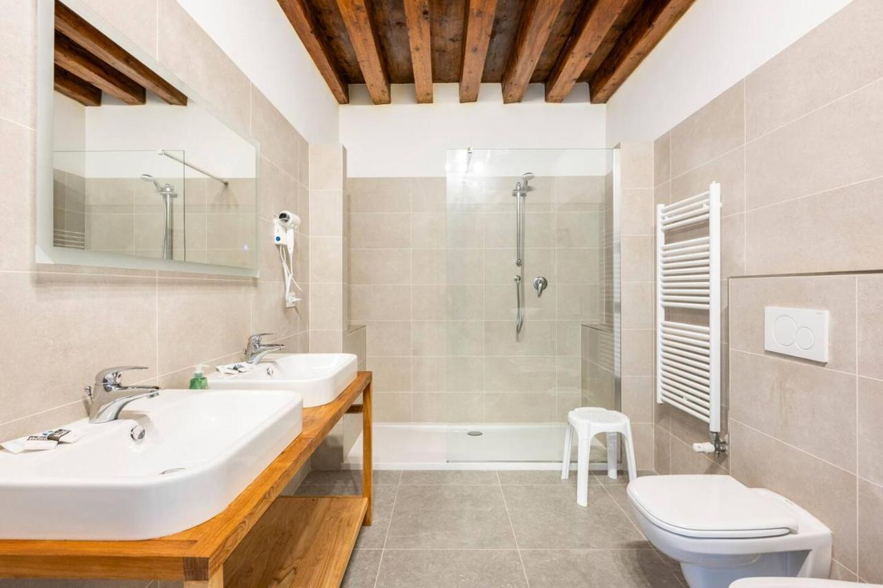 Venice Luxury Suites Екстер'єр фото