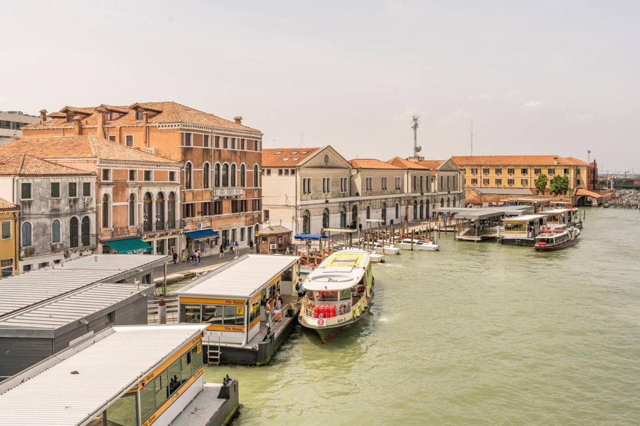 Venice Luxury Suites Екстер'єр фото