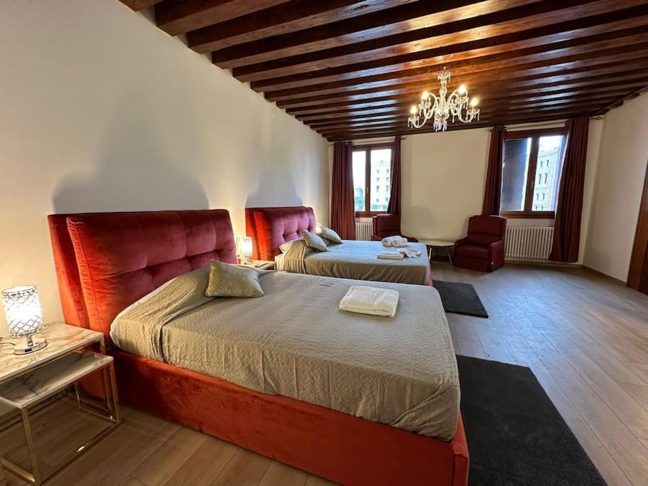 Venice Luxury Suites Екстер'єр фото